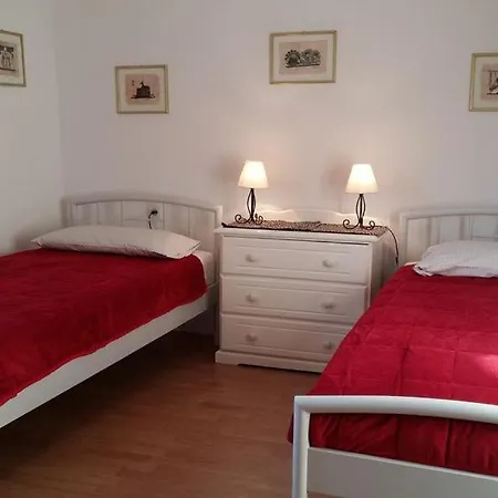 Sonja Summer * Rogoznica (Sibenik-Knin)